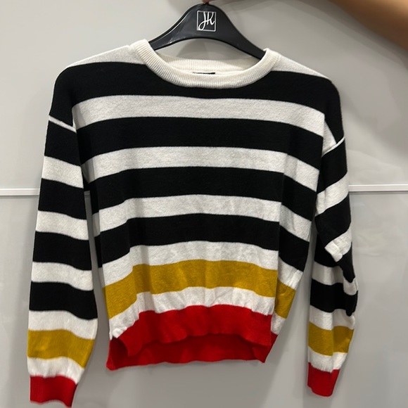 Stripped Sweater - Picture 1 of 2